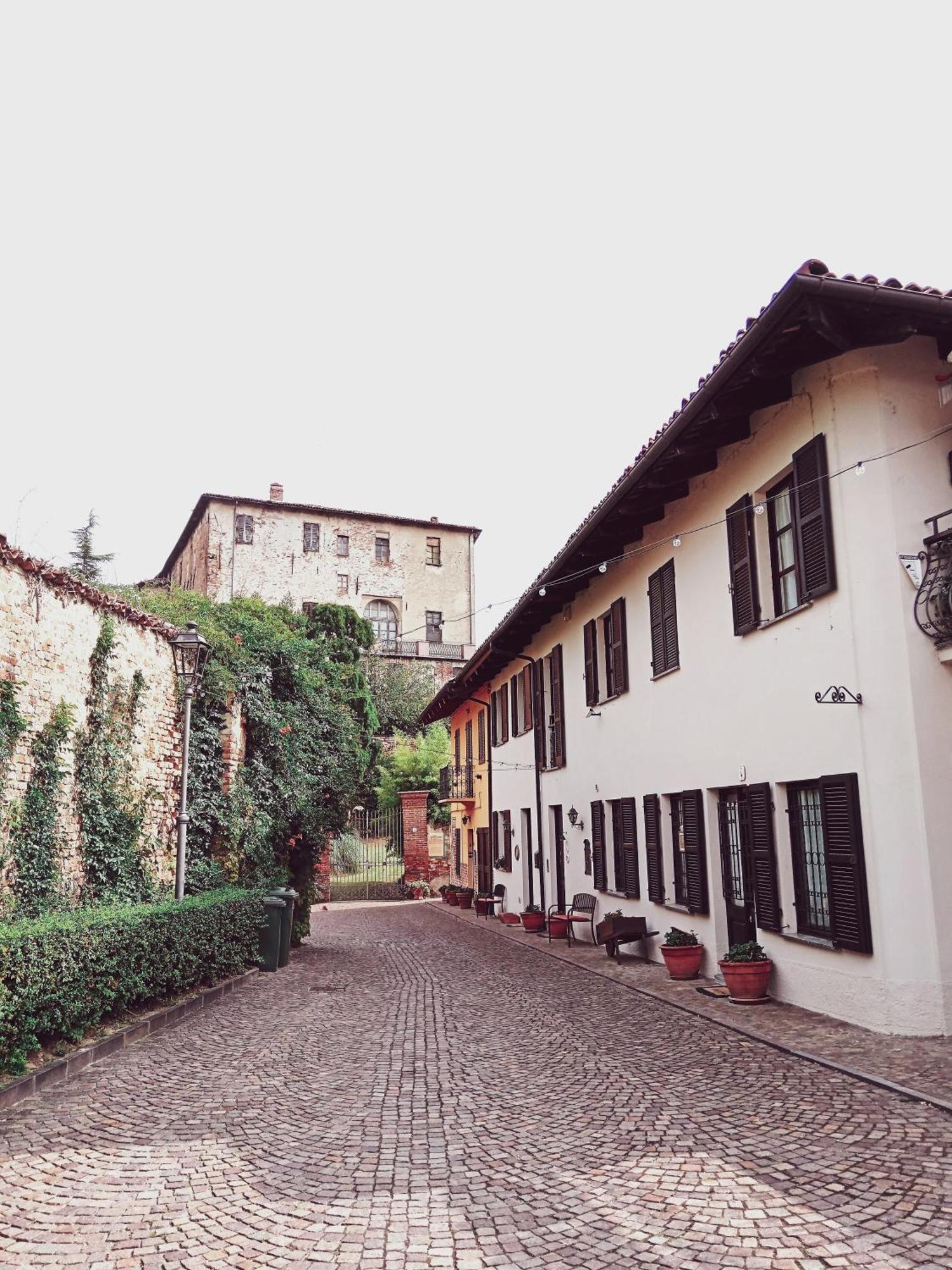 Teresa Al Belvedere Rooms&Holidayapartments Camere&Appartamenti Castellinaldo Zewnętrze zdjęcie